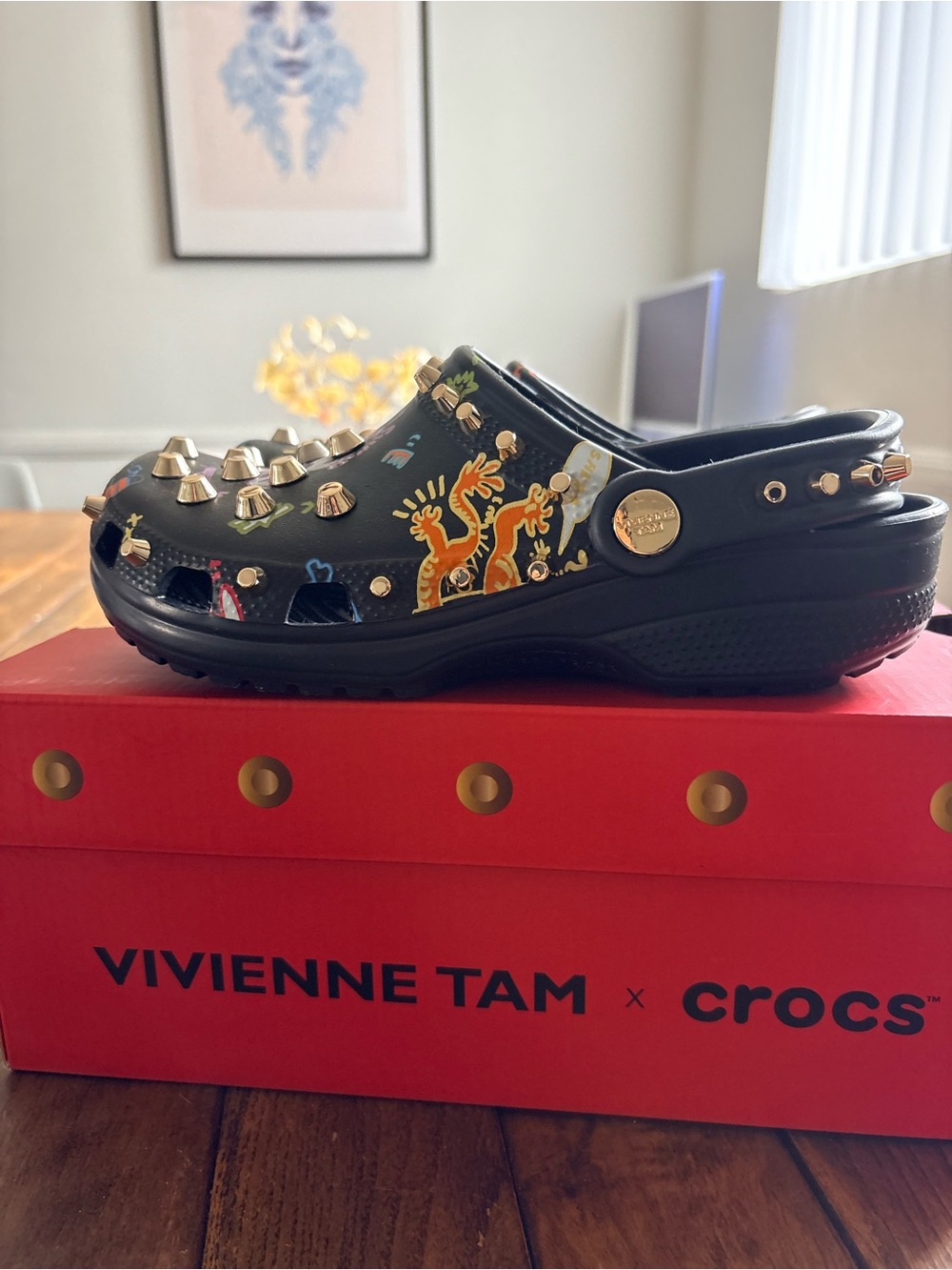 Vivienne Tam x Crocs colab Limited Edition Rare ! Sold out size 7w NWB - Picture 3 of 10